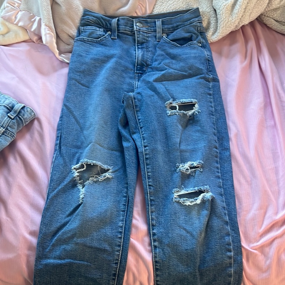 Levi jeans